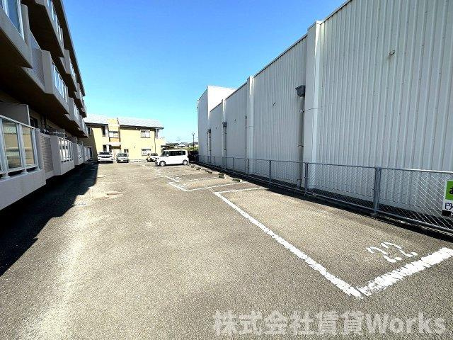 グローリアス21の駐車場|駐車場です