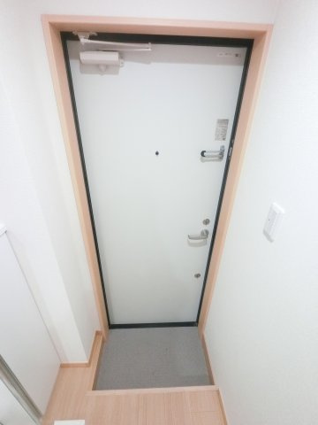 アルファ行徳の玄関