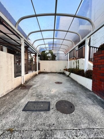 【駐車場】 | 高槻市南平台5丁目戸建