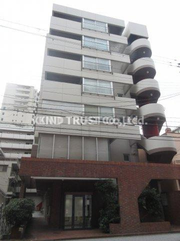 岡本ビルの外観|外観は落ち着いています