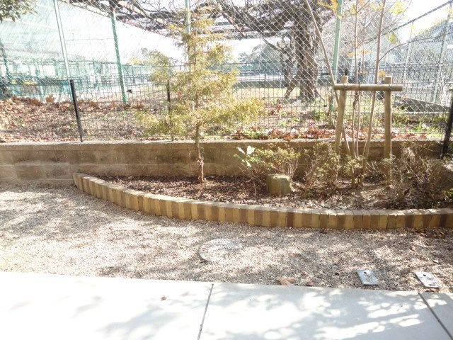 グランドビュー桜ケ丘の庭