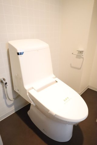 大阪市都島区都島本通２丁目の賃貸マンションのトイレ