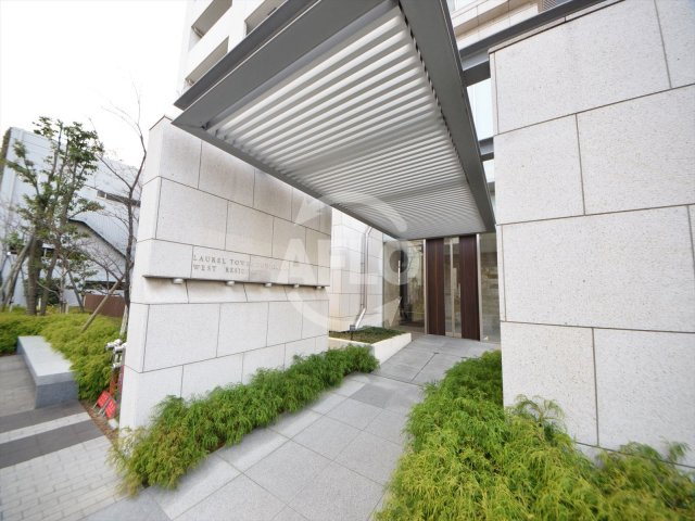 ローレルタワー夕陽丘ウエストレジデンス　五条小学校区のエントランス|ローレルタワー夕陽丘ウエストレジデンス　エントランス