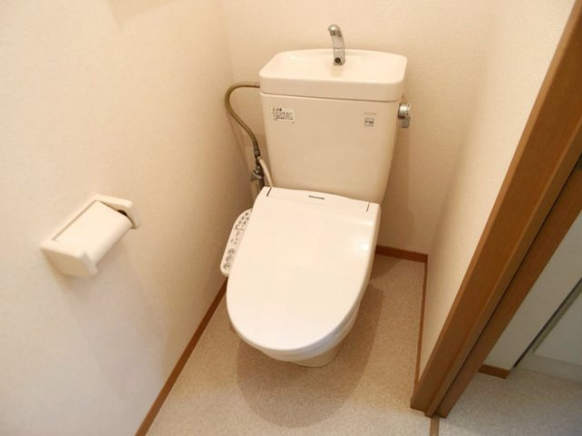 コンフォールのトイレ|トイレ