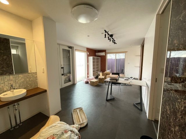 西舞子１丁目戸建の内装