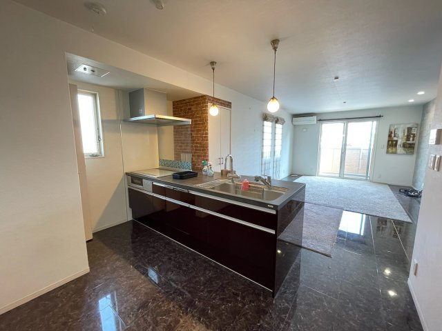 西舞子１丁目戸建のキッチン