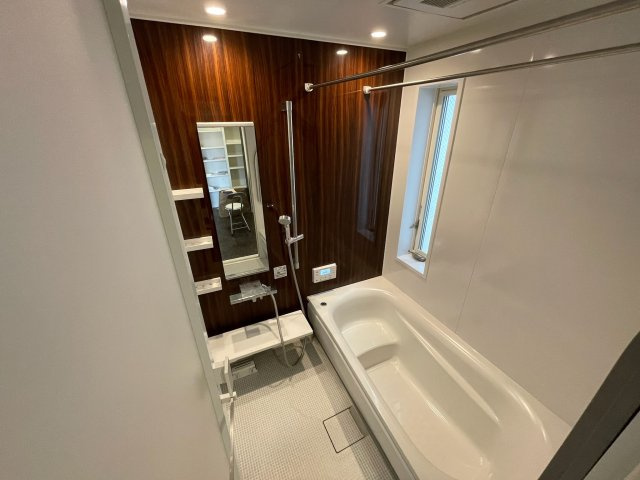 西舞子１丁目戸建の浴室