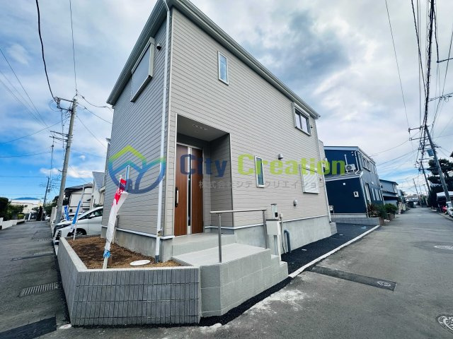 茅ヶ崎市松浪　新築戸建ての外観