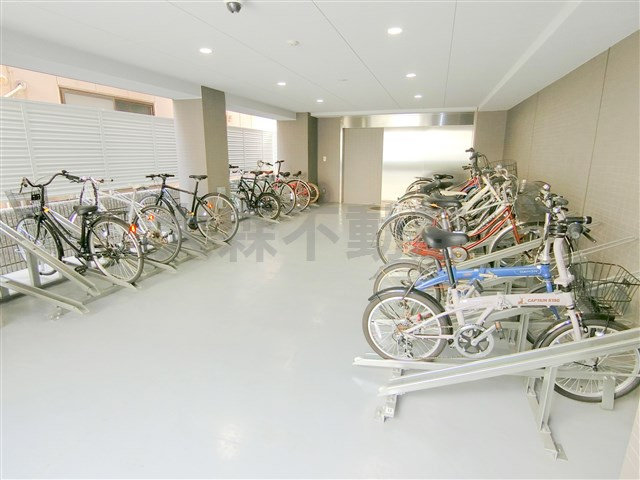 ブライズ大森町DUE(デューのその他共用部分|屋根付きの駐輪場