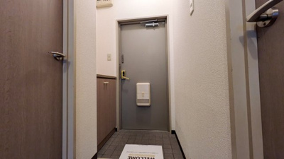 【玄関】 | ドミールまつなみ