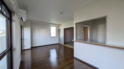 【居間・リビング】 | ドミールまつなみ