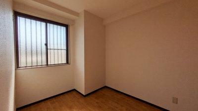 【寝室】 | ドミールまつなみ