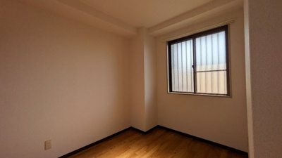 【寝室】 | ドミールまつなみ