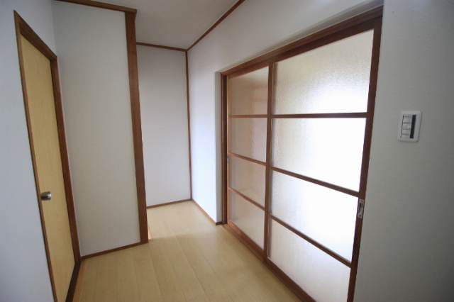 セントラル瑞穂の洋室