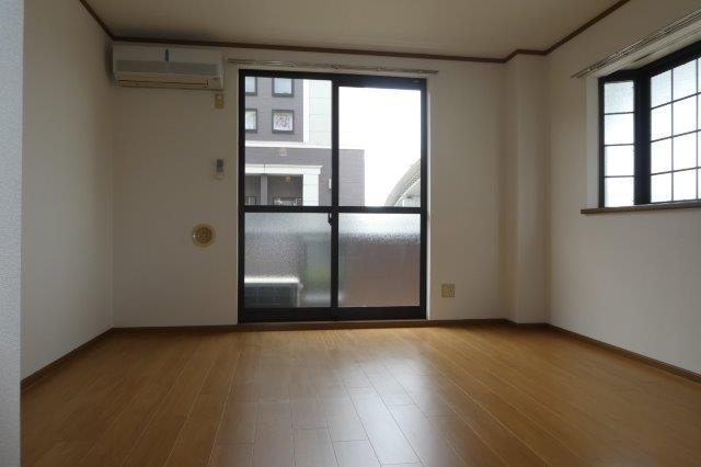 マーヴェラスAの居間・リビング|洋室