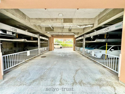 【駐車場】 | ライオンズマンション楽々園第2