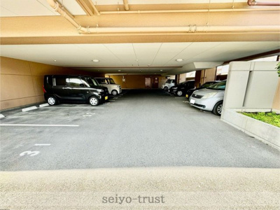 【駐車場】 | ダイアパレス海田
