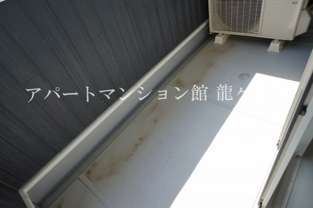 エムズ　サニーガーデンⅩⅥのバルコニー