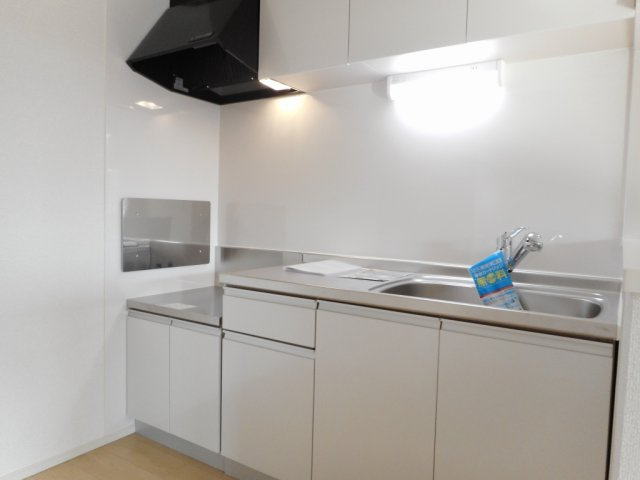 エムズ　サニーガーデンⅩⅥのキッチン