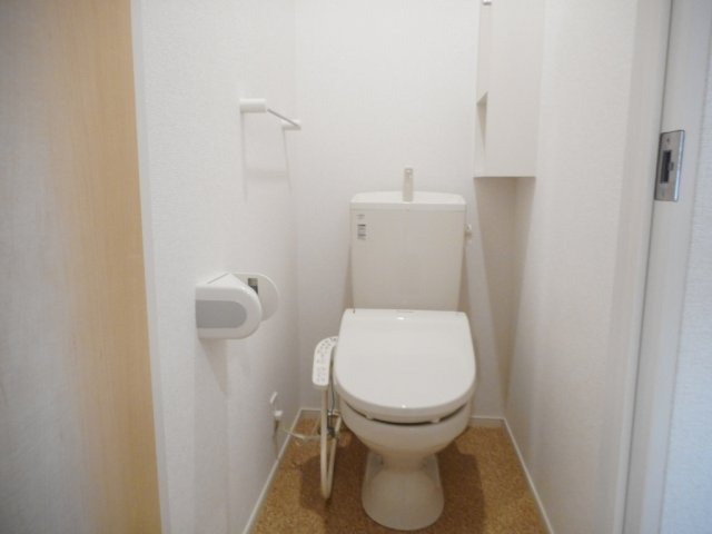 エムズ　サニーガーデンⅩⅥのトイレ