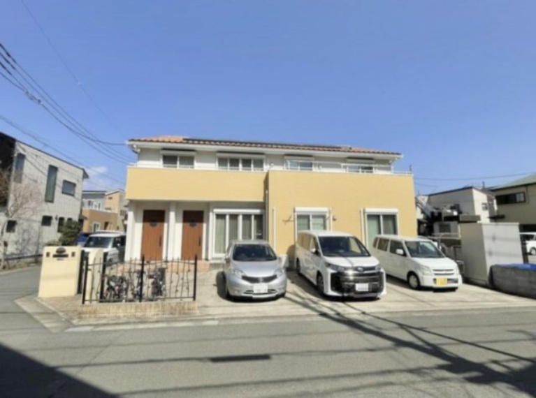 平塚市山下　3SLDK＋3SLDKの大型二世帯住宅の外観