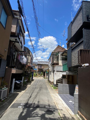 【前面道路含む現地写真】 | 太秦馬塚町　中古戸建　築後未入居