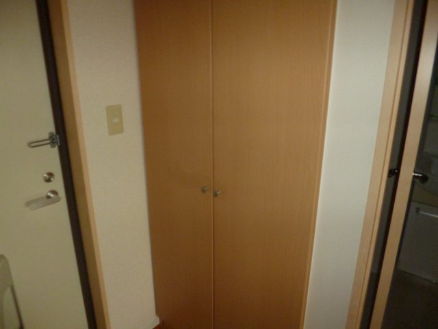 サンパレス幸町の内装|シューズボックス