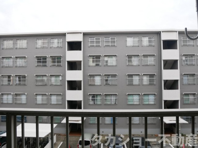 【展望】 | 袖ヶ浦シーハイツ　B号棟 | 目の前はA棟になります。
陽当り良好です。