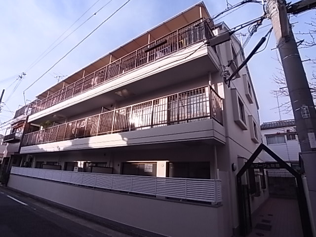 ルマージュ瑞穂のエントランス