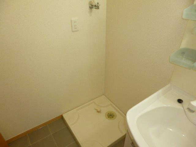 ソレイユ水江のその他|洗濯機置き場