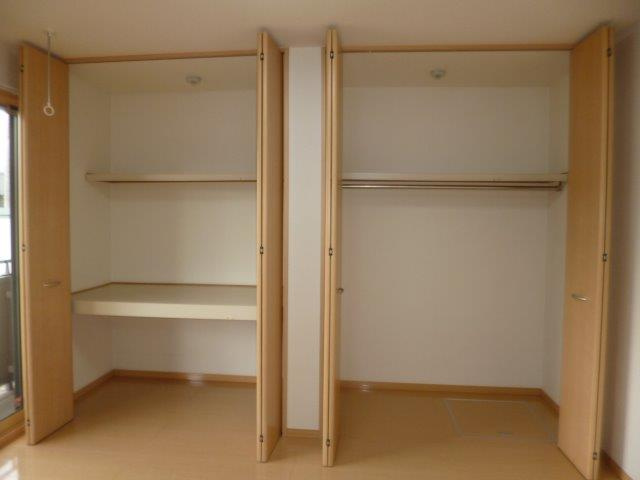 ソレイユ水江の浴室