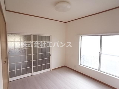 【洋室】 | サニーハイツ千葉寺 | コンパクトで使いやすい洋室です