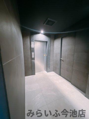 【エントランス】 | シーズンフラッツ矢場