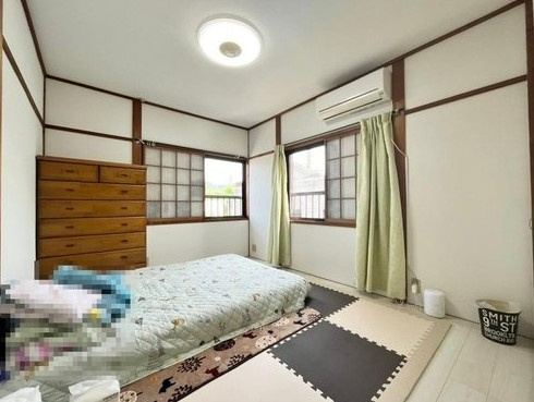 伏見区深草大亀谷西久宝寺町の寝室