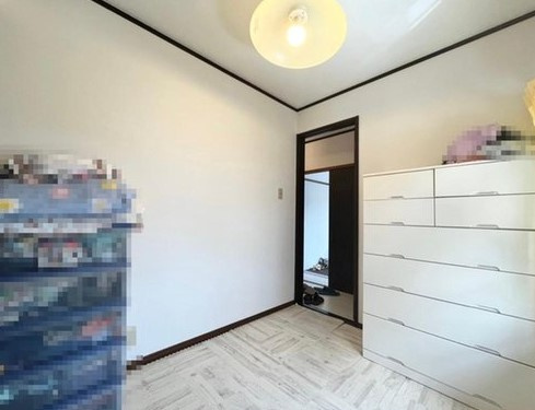 伏見区深草大亀谷西久宝寺町の寝室