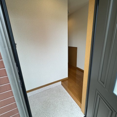 【玄関】 | プチ・シャンブルいずみⅢ