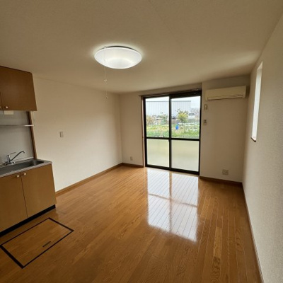 【居間・リビング】 | プチ・シャンブルいずみⅢ