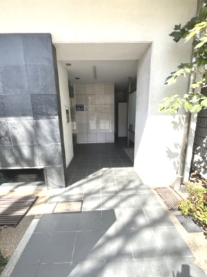 【エントランス】 | スヴニールイグレック