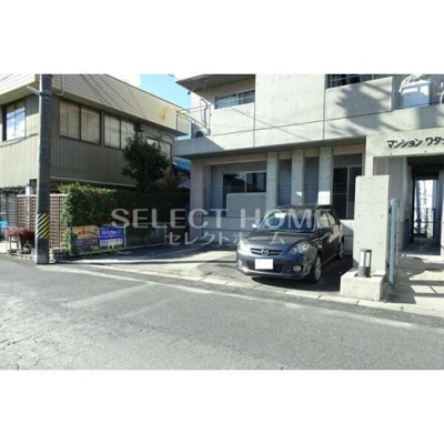 【駐車場】 | マンション渡辺 | 同型タイプ駐車場完備です