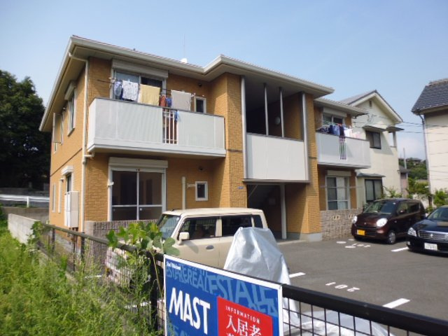 エレンシアの外観