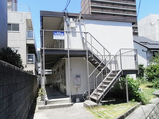 アメニティ小松の外観