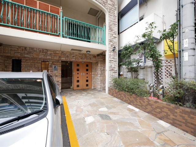 アスリート本町西の駐車場