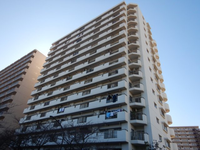 アーバンメゾン東大島の外観