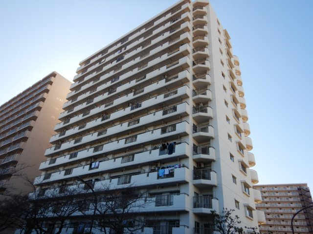 アーバンメゾン東大島の外観