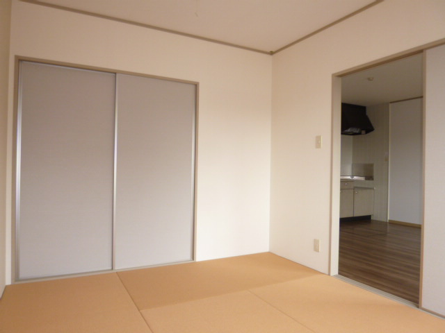 セジュール竹Dの和室