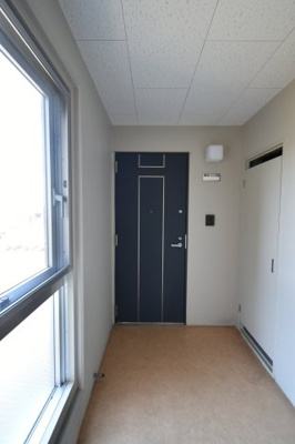 【玄関】 | ルミエール（台新田町）