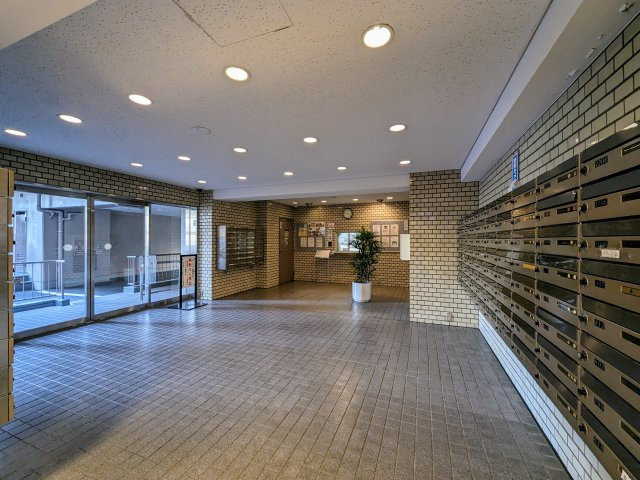 飯田橋第一パークファミリアのエントランス|エントランス内