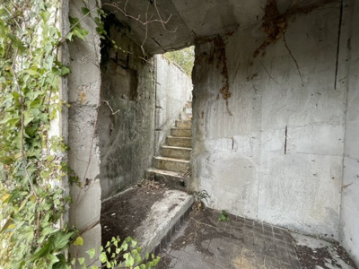 【外観】 | 西部町　祝崎郷シーサイドタウン　売地 | 建造物の一部が残っております