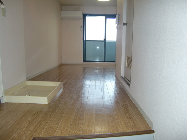 セントラルプラザ六甲の洋室|きれいな洋室です