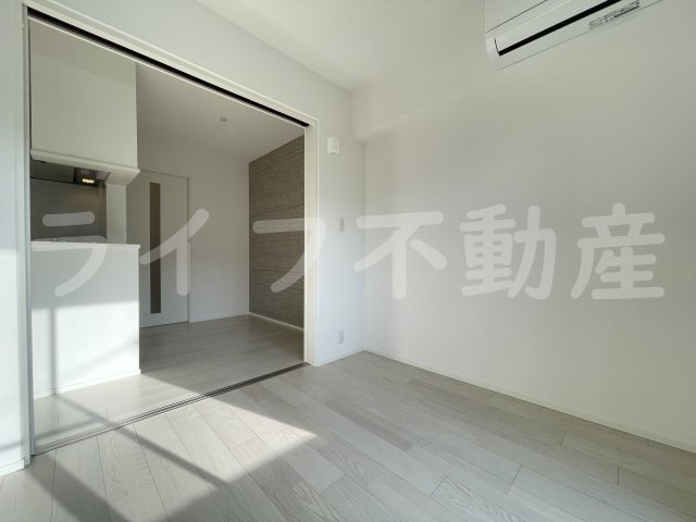 REGIES近大SouthⅡの居間・リビング|居間です